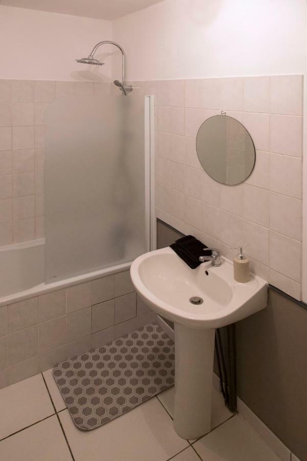 Duplex De Charmes N°1 Auxerre. Appartement Buitenkant foto