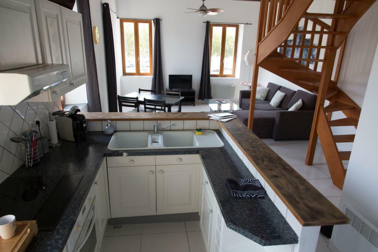 Duplex De Charmes N°1 Auxerre. Appartement Buitenkant foto
