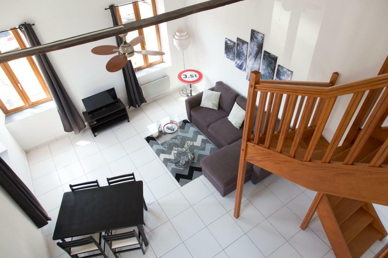 Duplex De Charmes N°1 Auxerre. Appartement Buitenkant foto